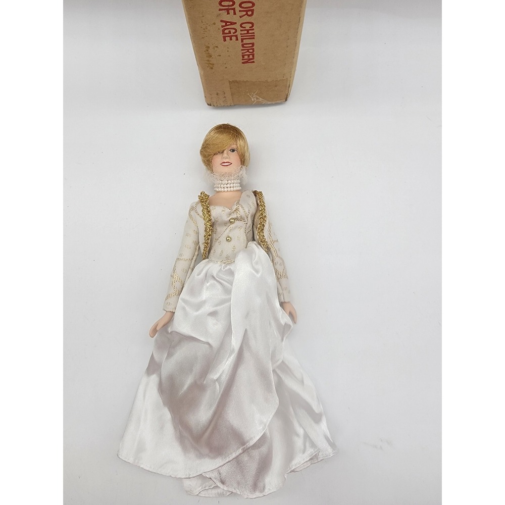 Princess Diana Porcelain Collector Doll Ivory Gown Gold Trim Bolero 11 Inch